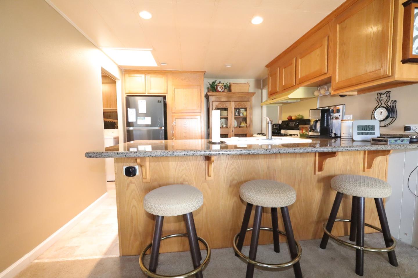 Detail Gallery Image 9 of 22 For 472 Chateau La Salle Dr #472,  San Jose,  CA 95111 - 2 Beds | 2 Baths