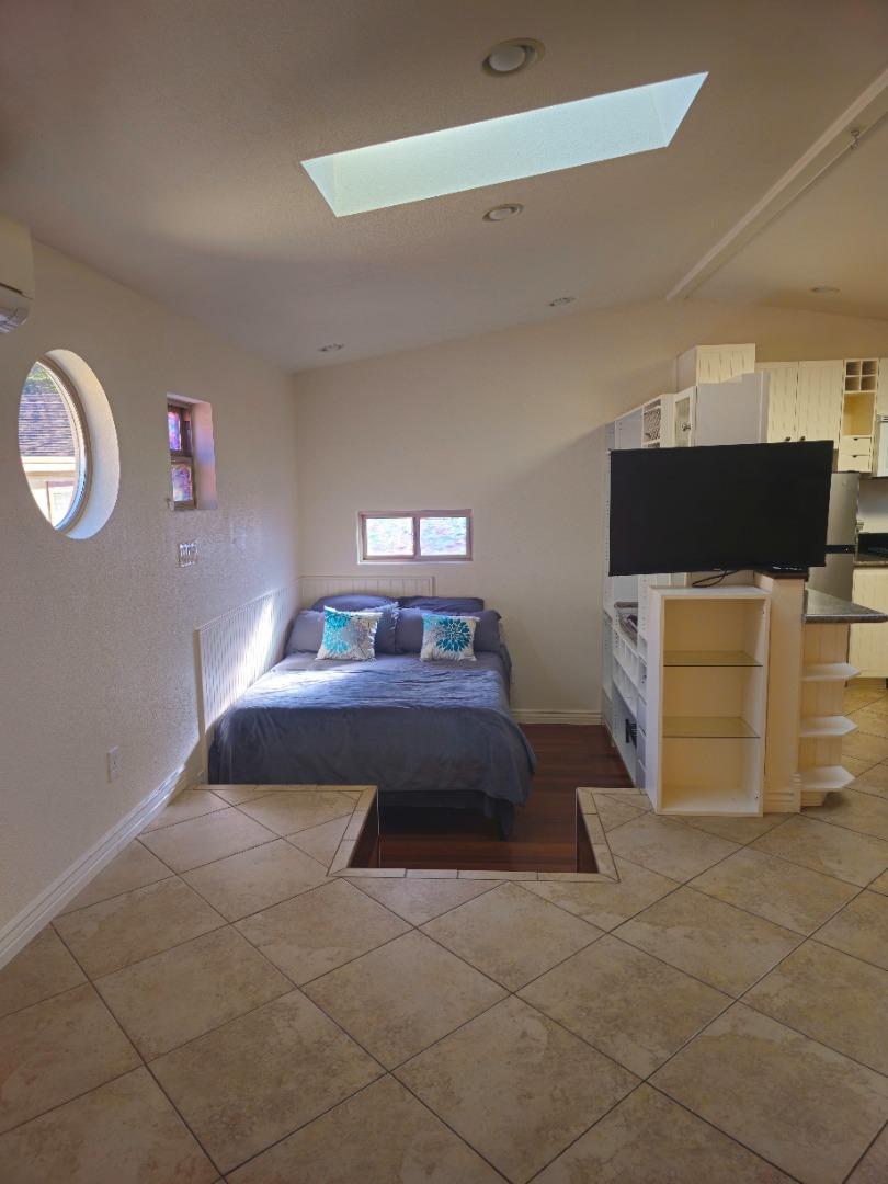 Detail Gallery Image 13 of 22 For 229 Moana a,  Pacifica,  CA 94044 - 0 Beds | 1 Baths