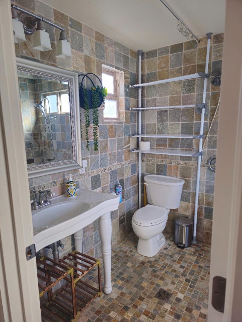 Detail Gallery Image 17 of 22 For 229 Moana a,  Pacifica,  CA 94044 - 0 Beds | 1 Baths