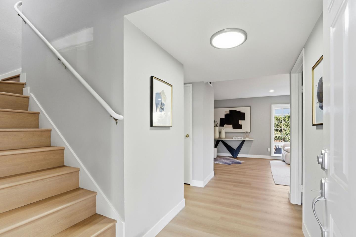 Detail Gallery Image 15 of 42 For 1078 Oaktree Dr, San Jose,  CA 95129 - 5 Beds | 2/1 Baths