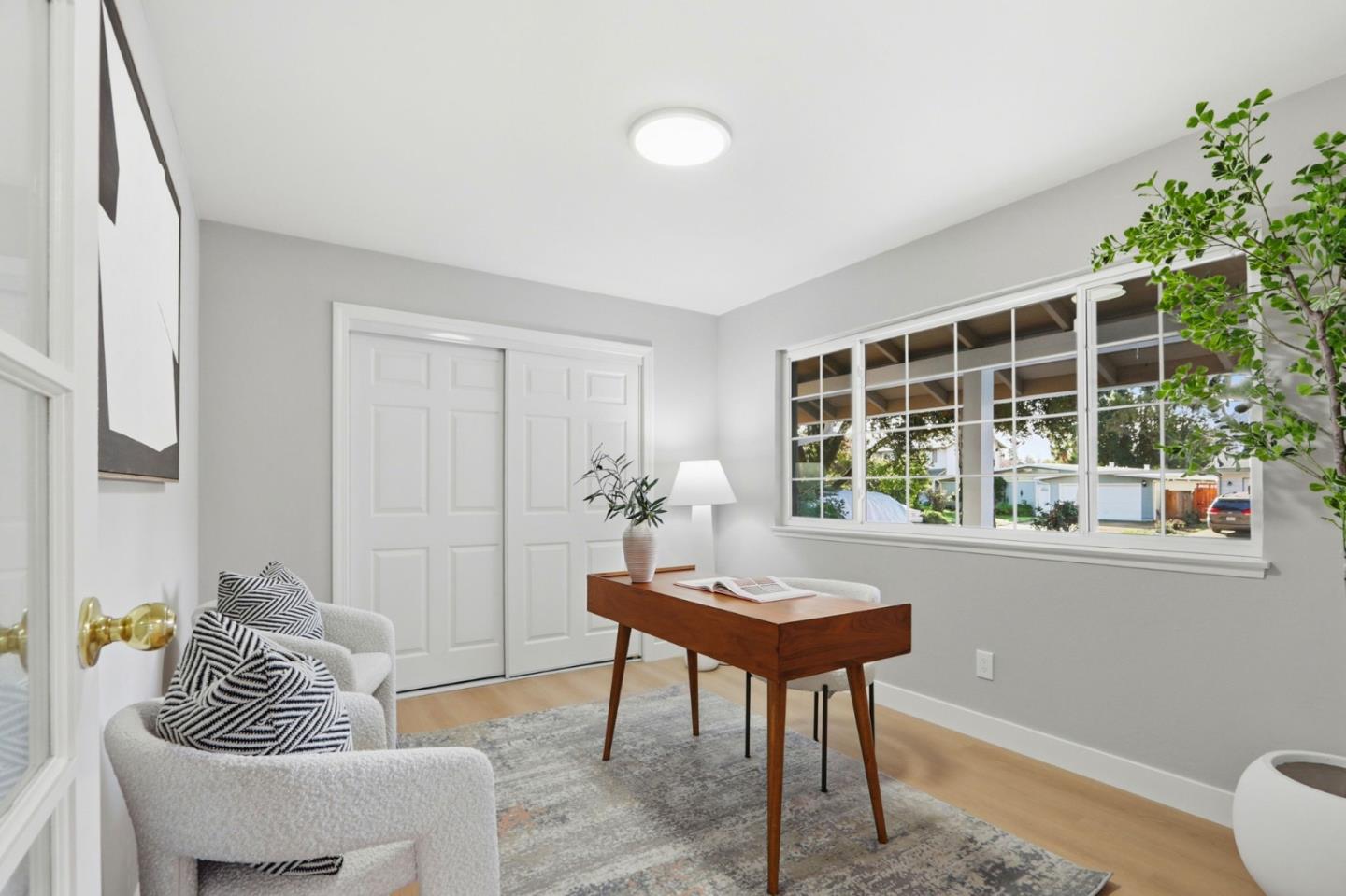 Detail Gallery Image 17 of 42 For 1078 Oaktree Dr, San Jose,  CA 95129 - 5 Beds | 2/1 Baths