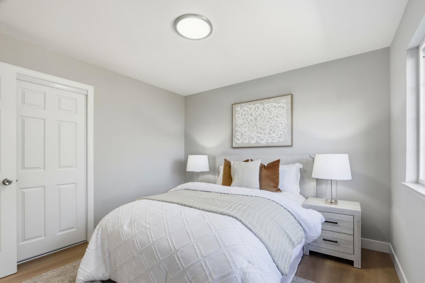 Detail Gallery Image 21 of 42 For 1078 Oaktree Dr, San Jose,  CA 95129 - 5 Beds | 2/1 Baths