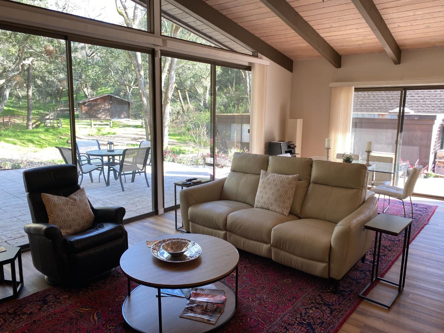 Detail Gallery Image 12 of 21 For 121 Degas Rd, Portola Valley,  CA 94028 - 3 Beds | 2/1 Baths