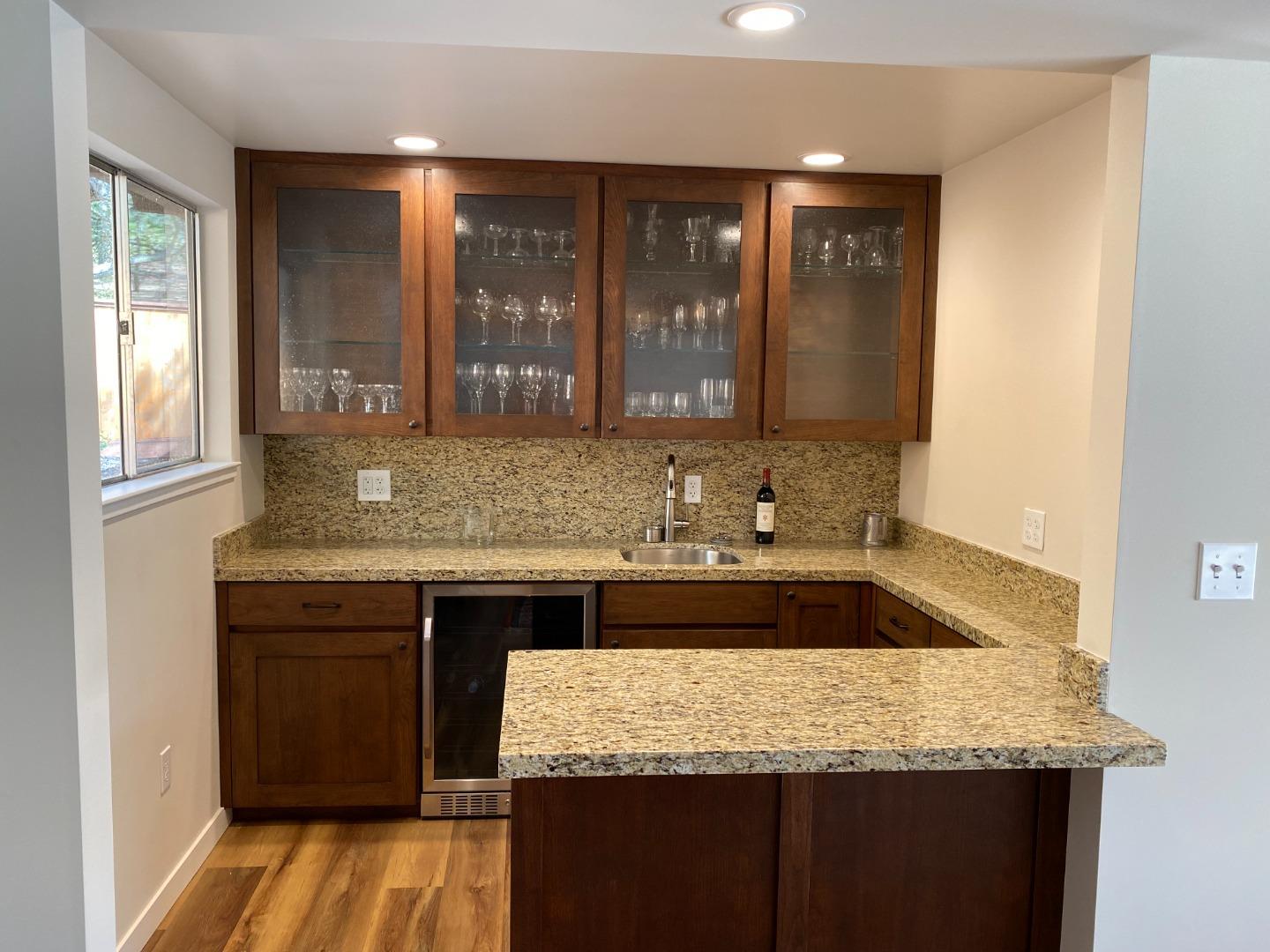 Detail Gallery Image 14 of 21 For 121 Degas Rd, Portola Valley,  CA 94028 - 3 Beds | 2/1 Baths