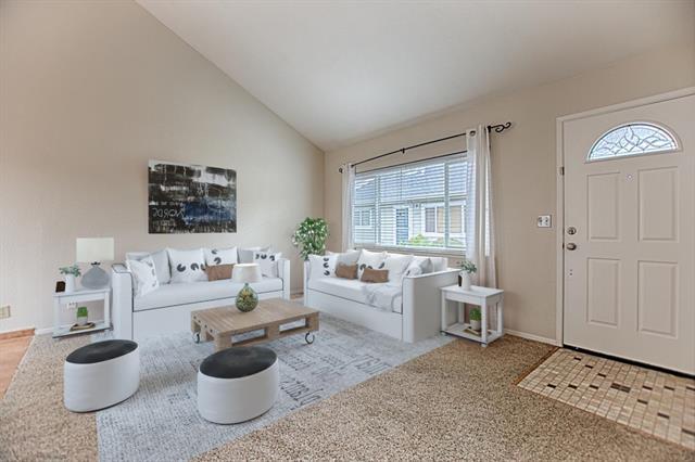 Detail Gallery Image 3 of 15 For 3332 Mission Dr, Santa Cruz,  CA 95065 - 2 Beds | 1 Baths