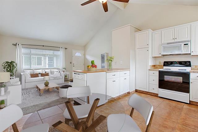 Detail Gallery Image 6 of 15 For 3332 Mission Dr, Santa Cruz,  CA 95065 - 2 Beds | 1 Baths