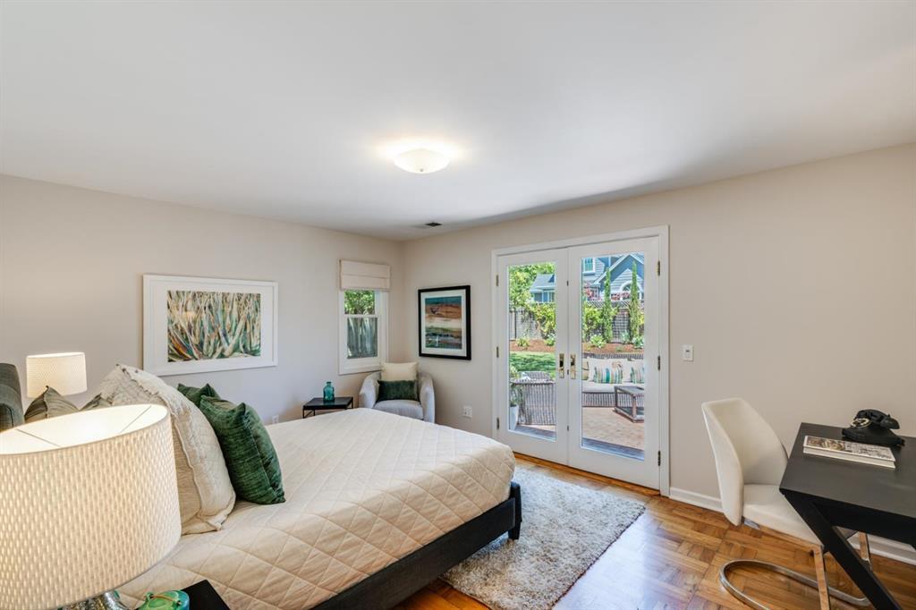 Detail Gallery Image 15 of 28 For 831 Bruce Dr, Palo Alto,  CA 94303 - 3 Beds | 2 Baths