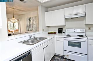 Detail Gallery Image 11 of 14 For 6971 Dublin Meadows St #F,  Dublin,  CA 94568 - 2 Beds | 2 Baths
