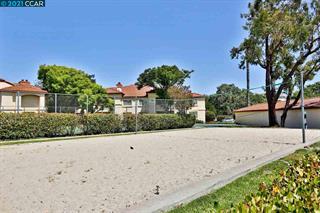 Detail Gallery Image 13 of 14 For 6971 Dublin Meadows St #F,  Dublin,  CA 94568 - 2 Beds | 2 Baths