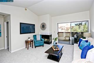Detail Gallery Image 2 of 14 For 6971 Dublin Meadows St #F,  Dublin,  CA 94568 - 2 Beds | 2 Baths