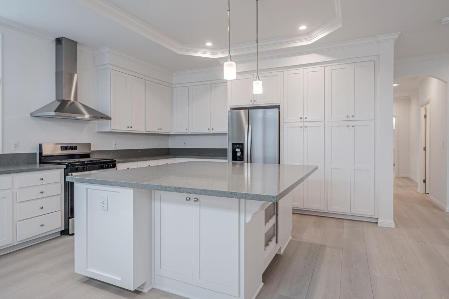 Detail Gallery Image 14 of 40 For 238 Chateau La Salle Dr #238,  San Jose,  CA 95111 - 3 Beds | 3 Baths