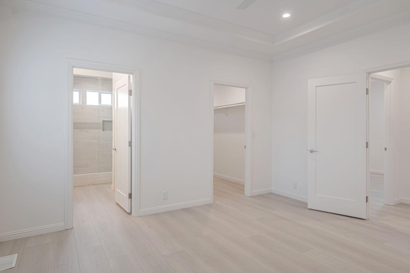 Detail Gallery Image 24 of 40 For 238 Chateau La Salle Dr #238,  San Jose,  CA 95111 - 3 Beds | 3 Baths