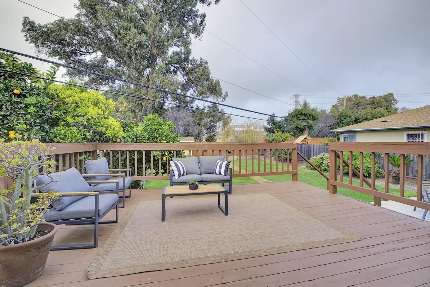 Detail Gallery Image 27 of 37 For 1605 Trollman Ave, San Mateo,  CA 94401 - 4 Beds | 2/1 Baths