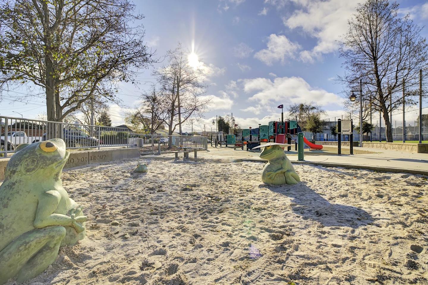 Detail Gallery Image 41 of 44 For 1605 Trollman Ave, San Mateo,  CA 94401 - 4 Beds | 2/1 Baths