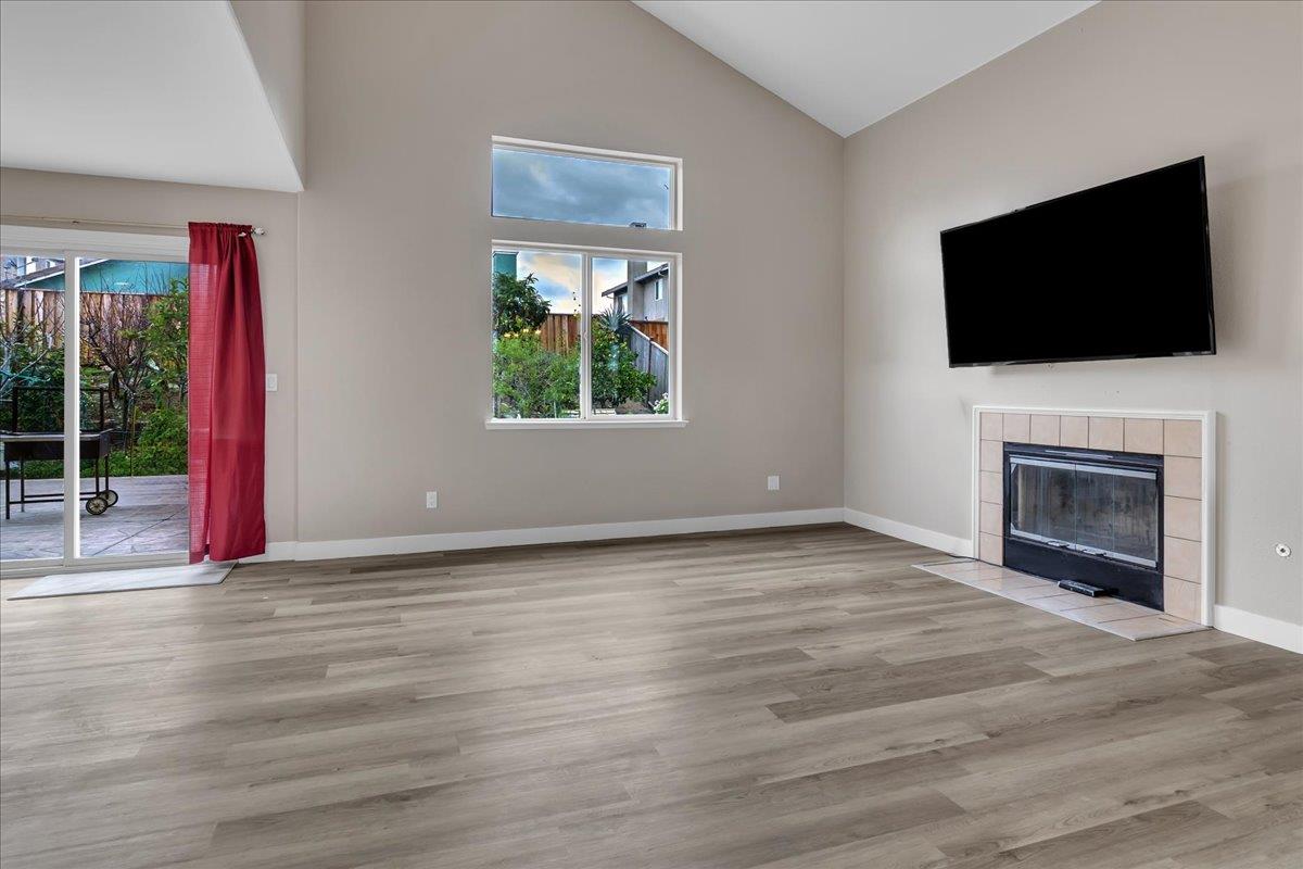 Detail Gallery Image 41 of 44 For 1218 Carmelo, Soledad,  CA 93960 - 6 Beds | 3 Baths