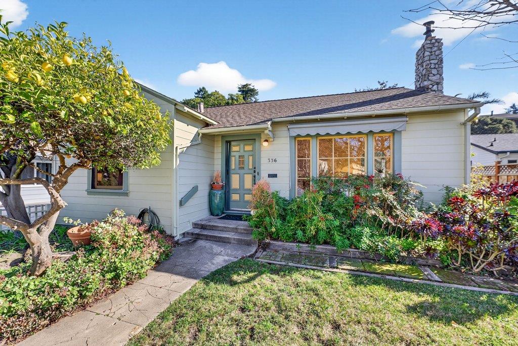 Detail Gallery Image 3 of 48 For 336 Dakota Ave, Santa Cruz,  CA 95060 - 2 Beds | 1 Baths