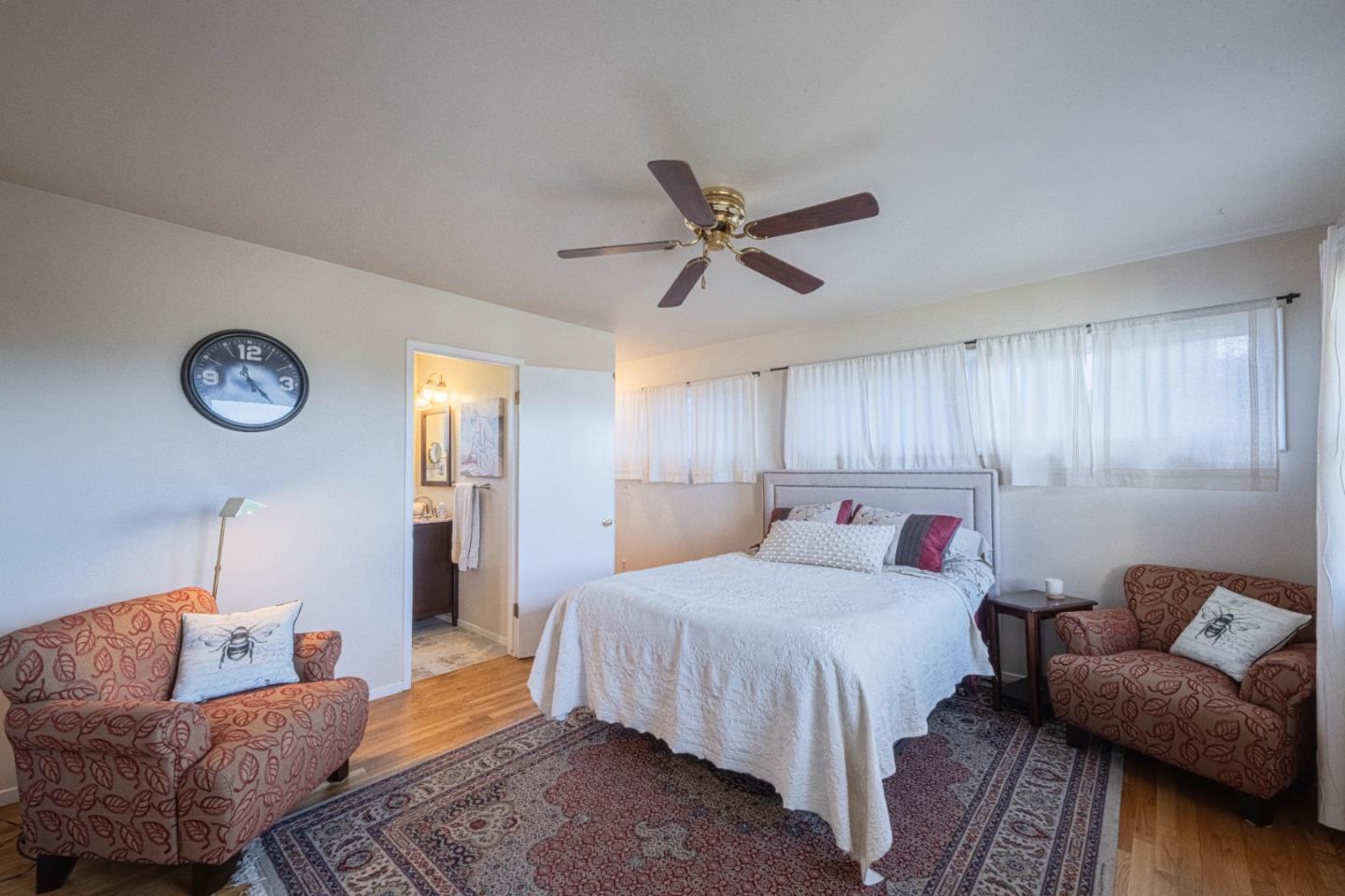 Detail Gallery Image 11 of 37 For 1960 Luzern St, Seaside,  CA 93955 - 3 Beds | 2 Baths