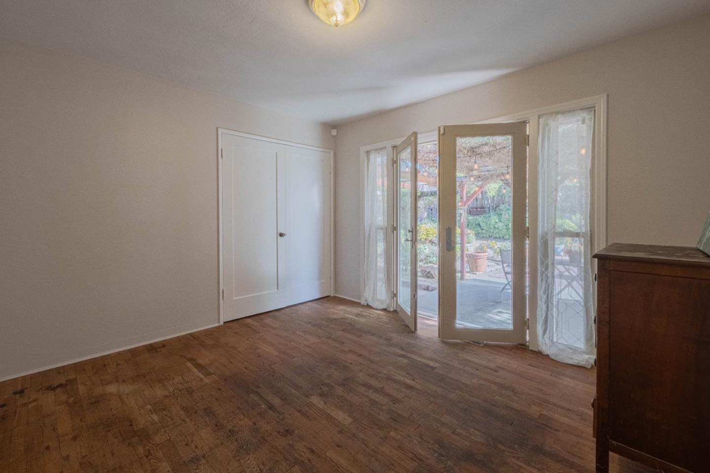 Detail Gallery Image 21 of 37 For 1960 Luzern St, Seaside,  CA 93955 - 3 Beds | 2 Baths