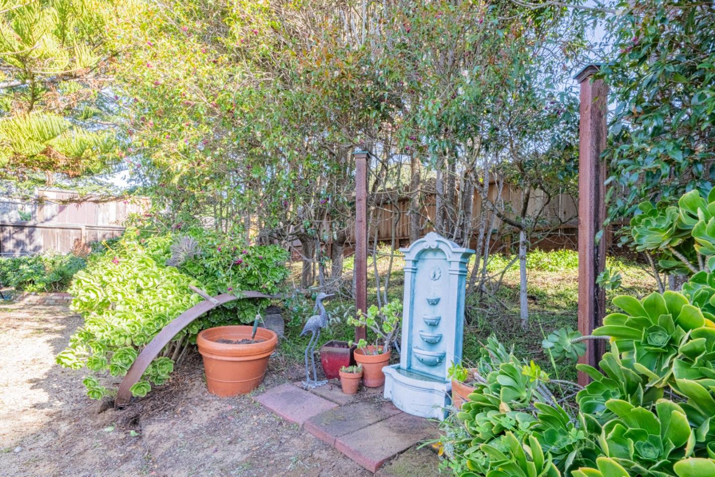 Detail Gallery Image 29 of 37 For 1960 Luzern St, Seaside,  CA 93955 - 3 Beds | 2 Baths