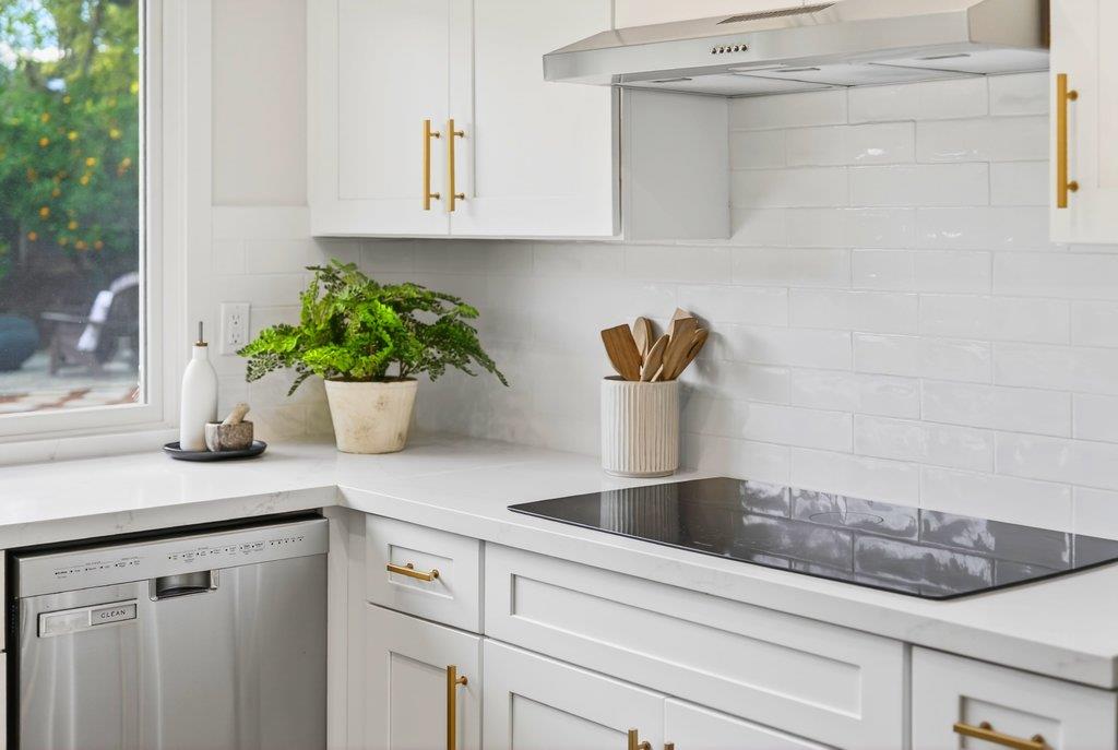 Detail Gallery Image 15 of 36 For 21084 Marcy Ct, Cupertino,  CA 95014 - 4 Beds | 2/1 Baths