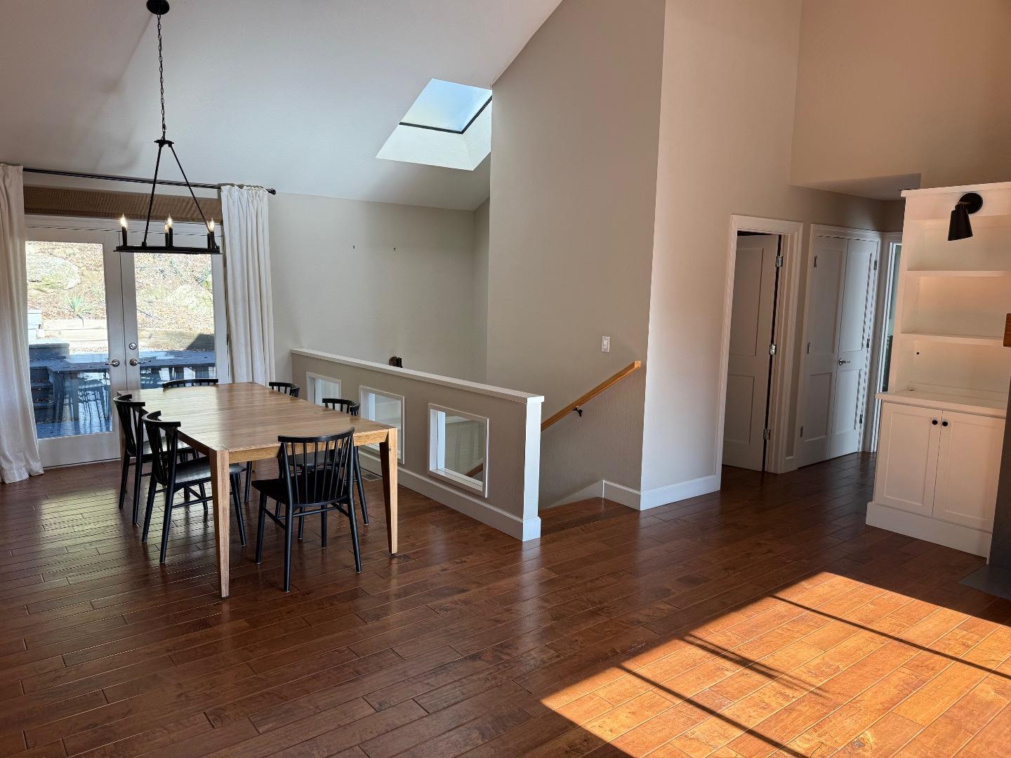 Detail Gallery Image 4 of 7 For 10 Fred Ct, Scotts Valley,  CA 95066 - 3 Beds | 2/1 Baths