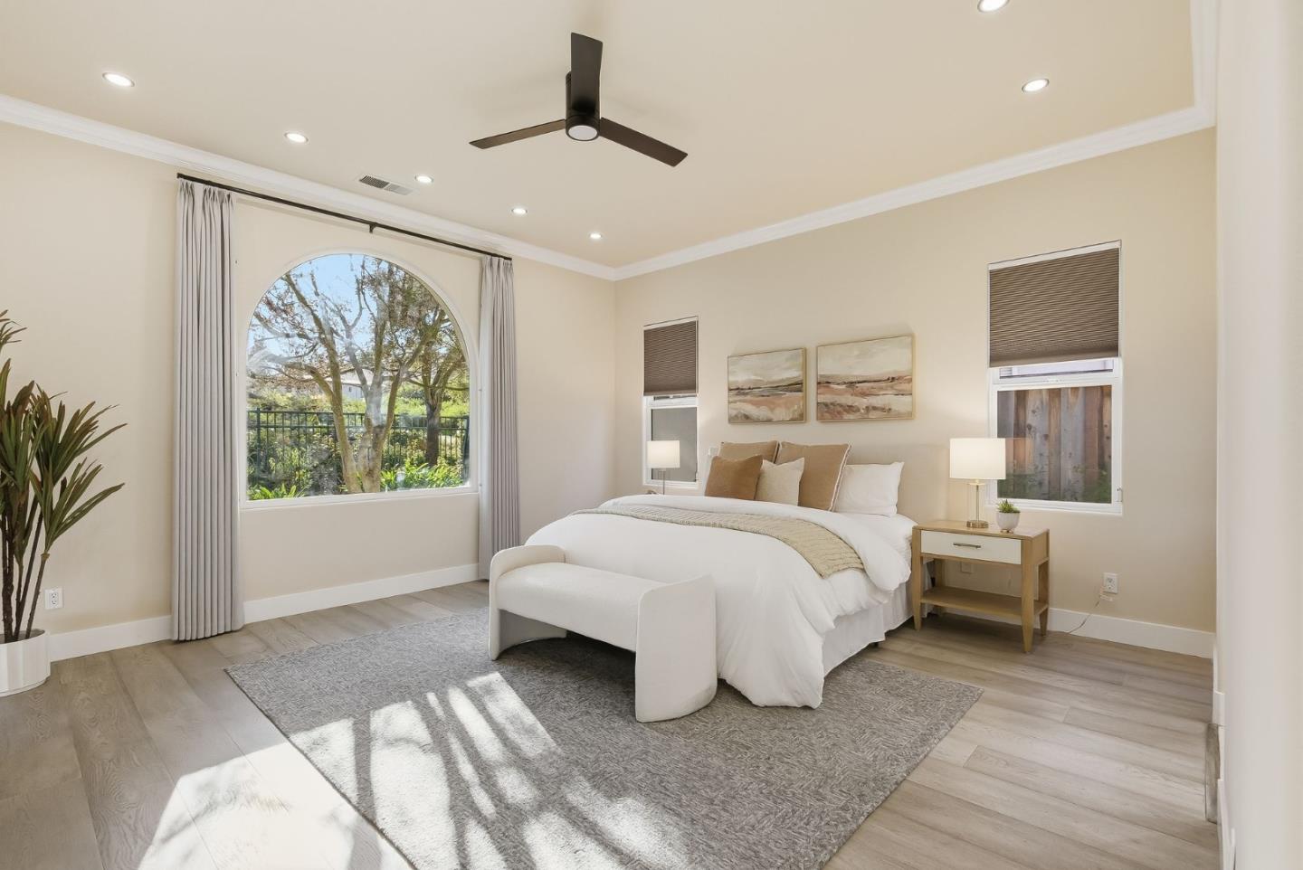 Detail Gallery Image 17 of 37 For 2631 Club Dr, Gilroy,  CA 95020 - 5 Beds | 3/1 Baths