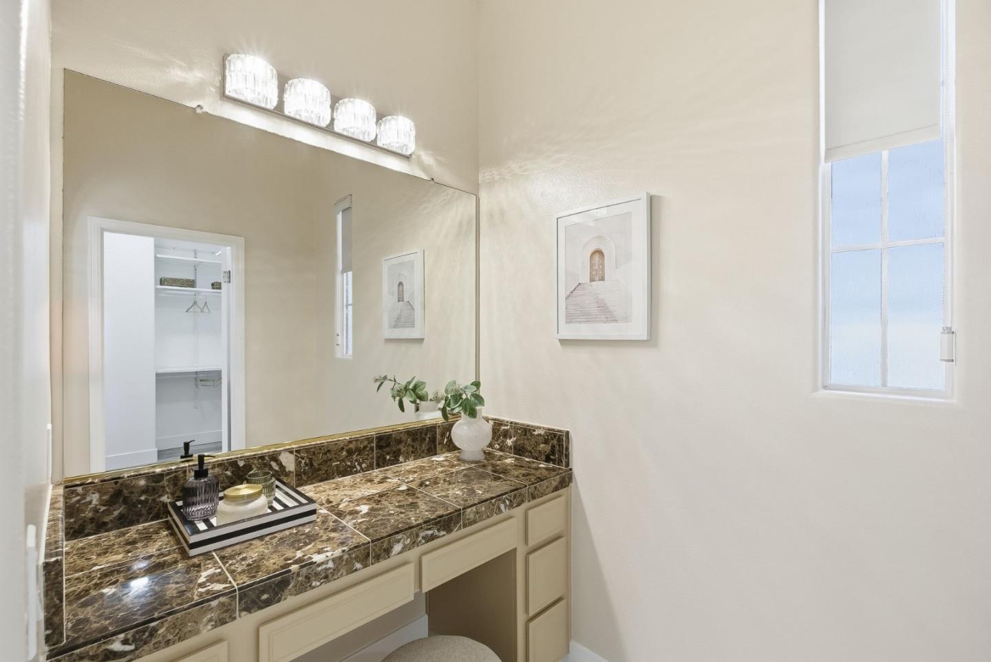 Detail Gallery Image 22 of 37 For 2631 Club Dr, Gilroy,  CA 95020 - 5 Beds | 3/1 Baths