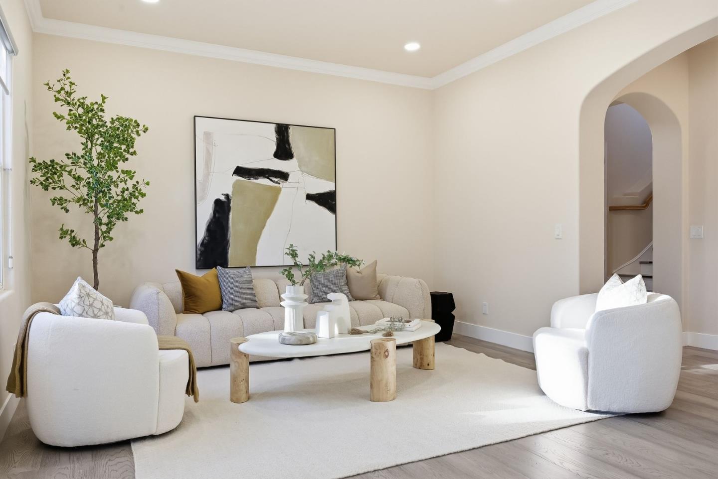 Detail Gallery Image 3 of 37 For 2631 Club Dr, Gilroy,  CA 95020 - 5 Beds | 3/1 Baths