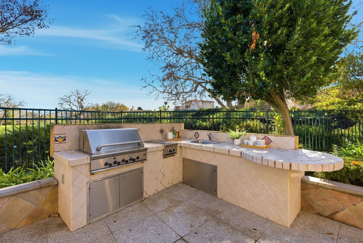 Detail Gallery Image 30 of 37 For 2631 Club Dr, Gilroy,  CA 95020 - 5 Beds | 3/1 Baths