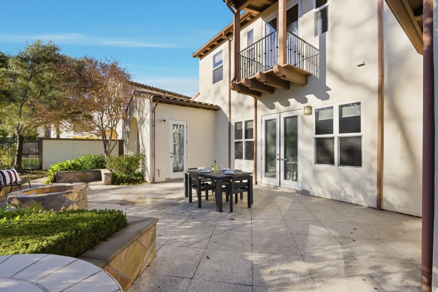 Detail Gallery Image 31 of 37 For 2631 Club Dr, Gilroy,  CA 95020 - 5 Beds | 3/1 Baths