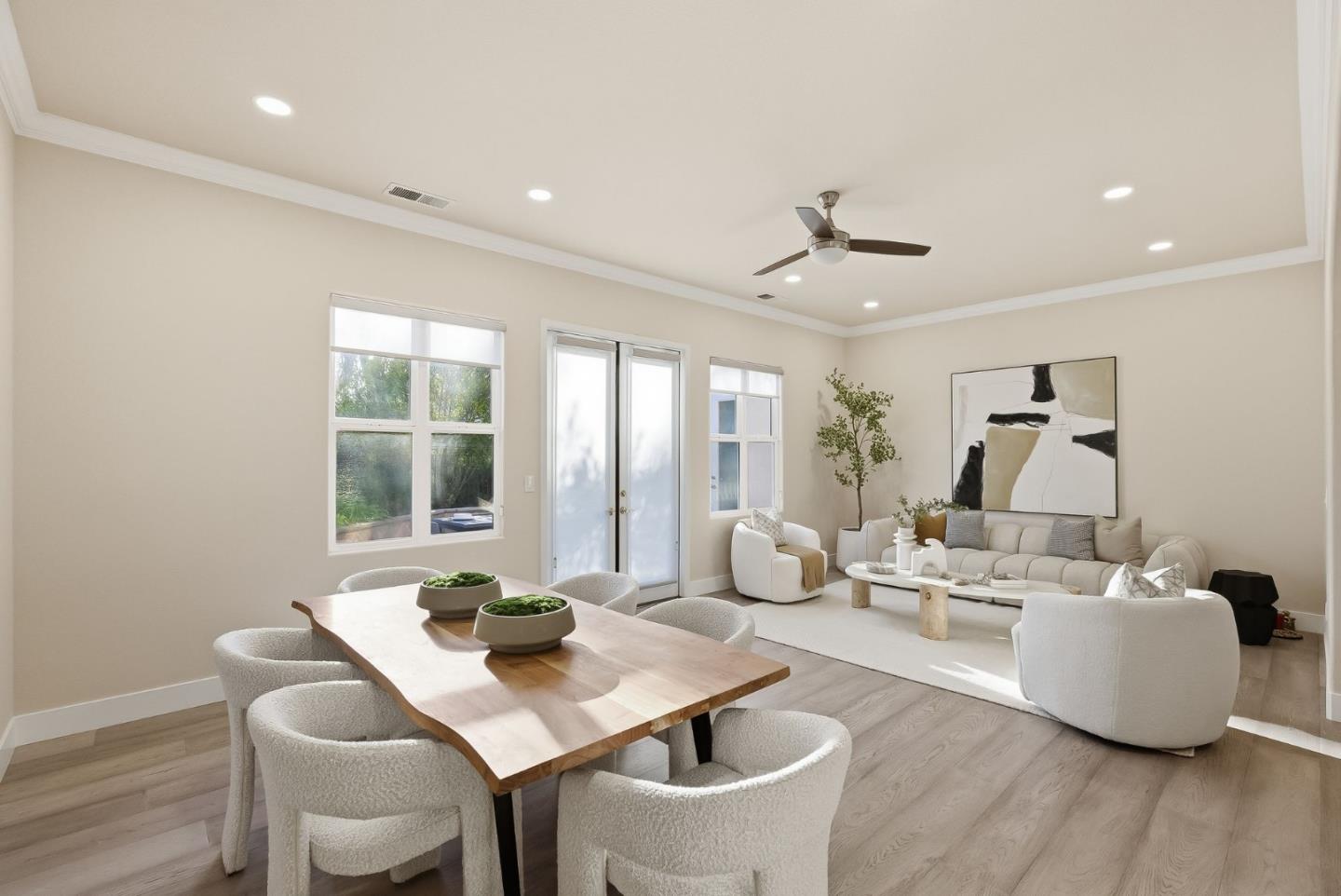 Detail Gallery Image 4 of 37 For 2631 Club Dr, Gilroy,  CA 95020 - 5 Beds | 3/1 Baths