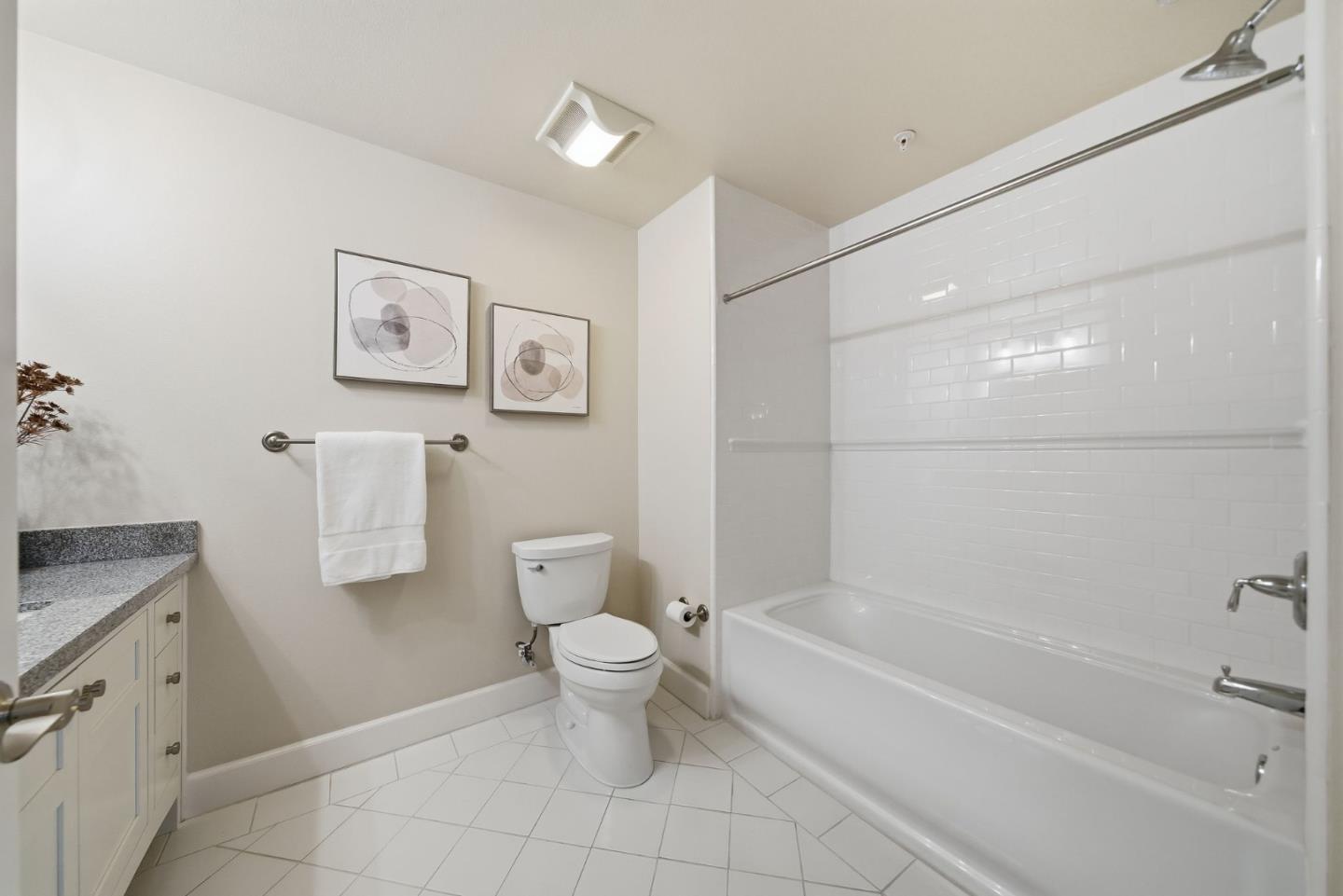 Detail Gallery Image 19 of 32 For 1001 Laurel St #317,  San Carlos,  CA 94070 - 2 Beds | 2 Baths