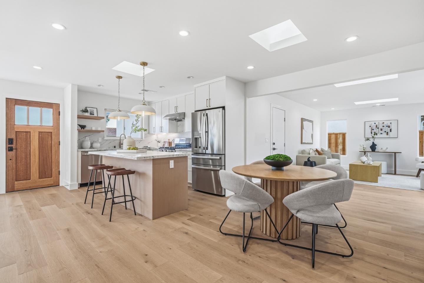 Detail Gallery Image 12 of 41 For 797 Fife Way, Sunnyvale,  CA 94087 - 3 Beds | 2 Baths