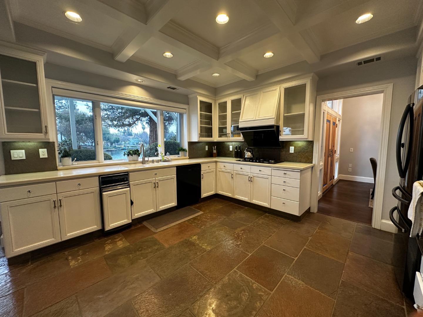 Detail Gallery Image 19 of 53 For 4824 Longcove Dr, Stockton,  CA 95219 - 4 Beds | 3/1 Baths