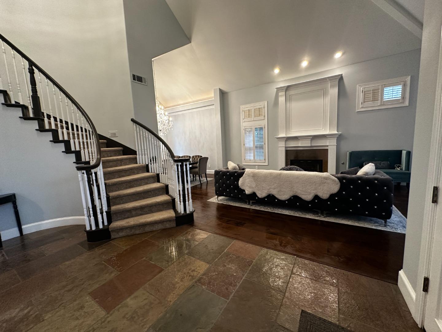 Detail Gallery Image 30 of 53 For 4824 Longcove Dr, Stockton,  CA 95219 - 4 Beds | 3/1 Baths