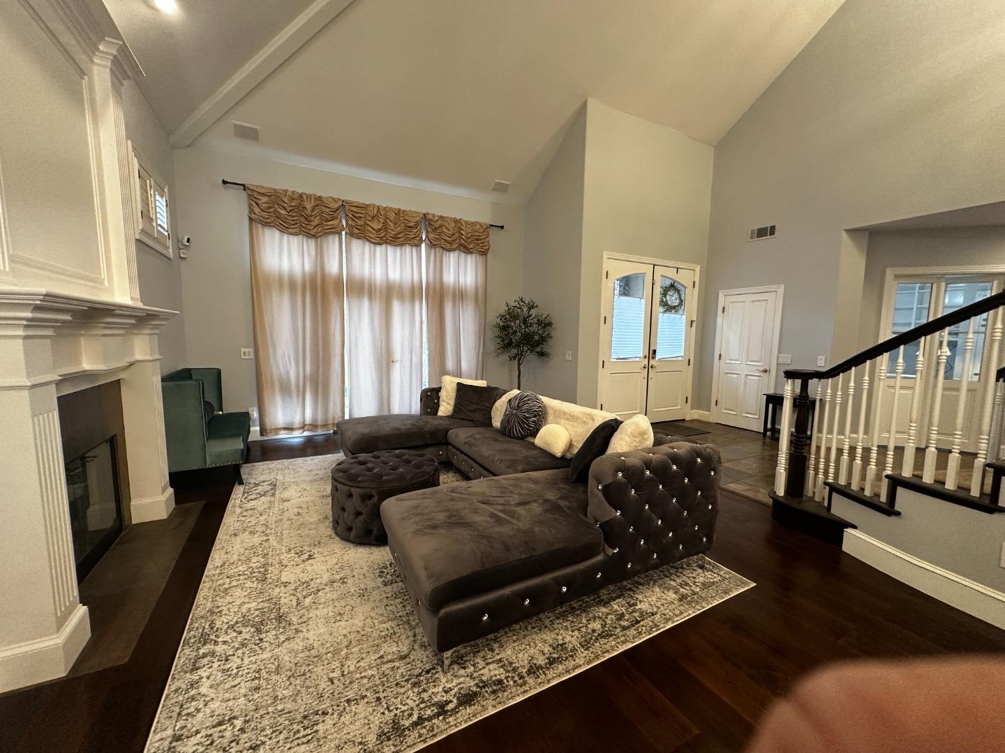 Detail Gallery Image 32 of 53 For 4824 Longcove Dr, Stockton,  CA 95219 - 4 Beds | 3/1 Baths