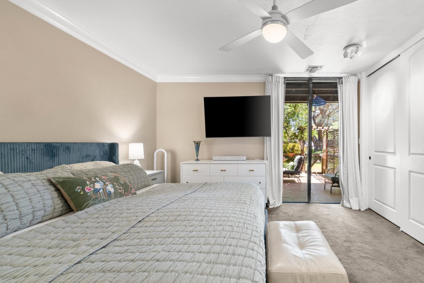 Detail Gallery Image 25 of 51 For 102 Tree Frog Ln, Santa Cruz,  CA 95060 - 2 Beds | 2 Baths