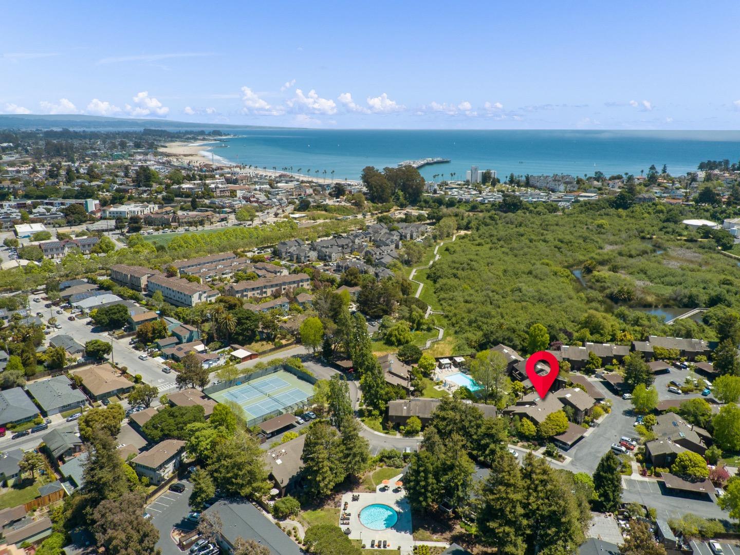 Detail Gallery Image 31 of 51 For 102 Tree Frog Ln, Santa Cruz,  CA 95060 - 2 Beds | 2 Baths