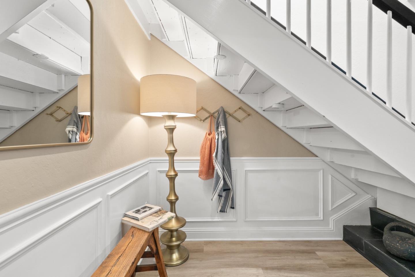 Detail Gallery Image 9 of 51 For 102 Tree Frog Ln, Santa Cruz,  CA 95060 - 2 Beds | 2 Baths