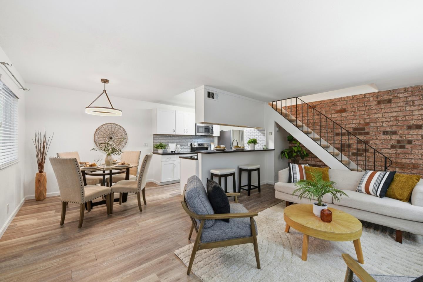 Photo #1: ML82030053 Listing: Photo #1