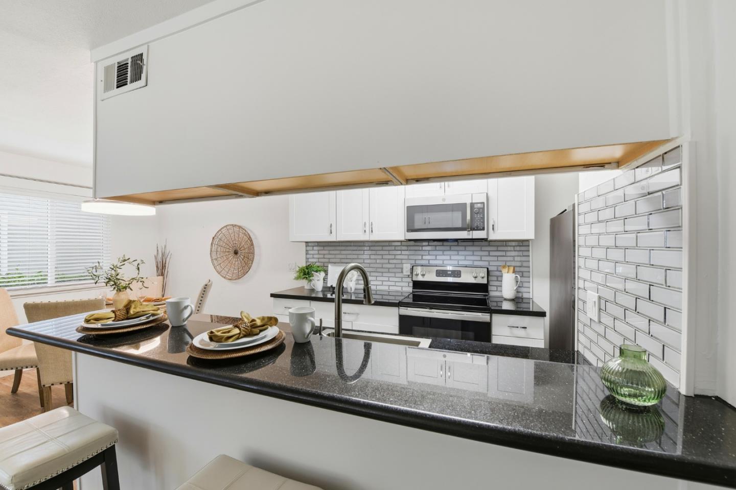 Photo #11: ML82030053 Listing: Photo #11