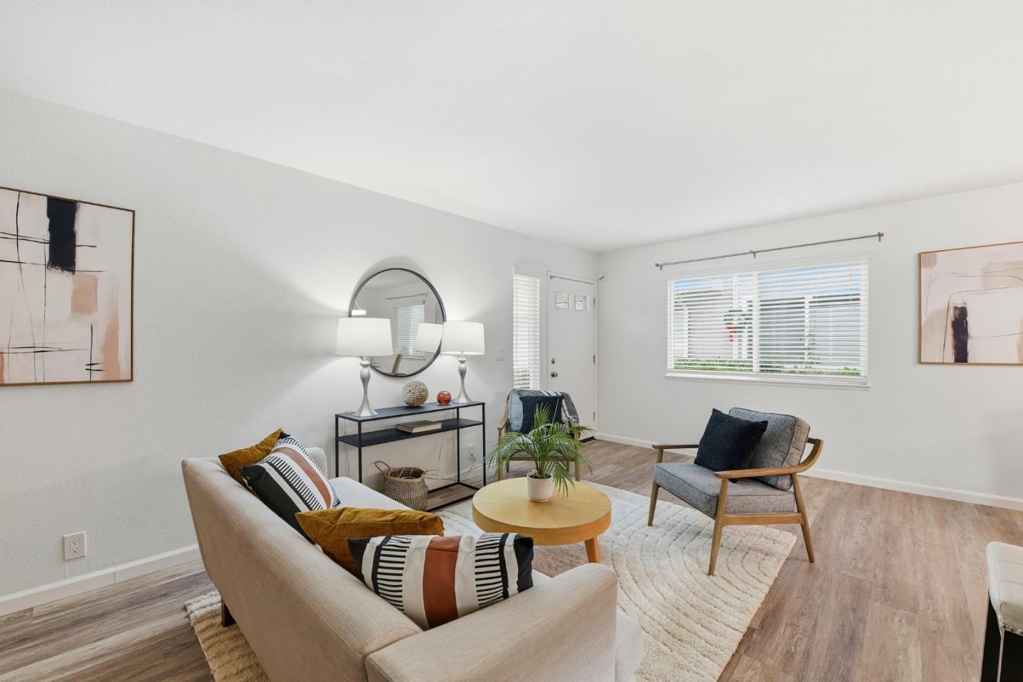 Photo #5: ML82030053 Listing: Photo #5