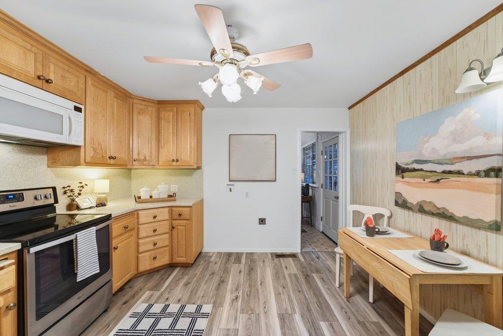 Detail Gallery Image 14 of 55 For 8472 Empire Grade, Santa Cruz,  CA 95060 - 2 Beds | 1 Baths