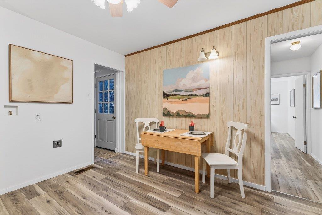 Detail Gallery Image 16 of 55 For 8472 Empire Grade, Santa Cruz,  CA 95060 - 2 Beds | 1 Baths