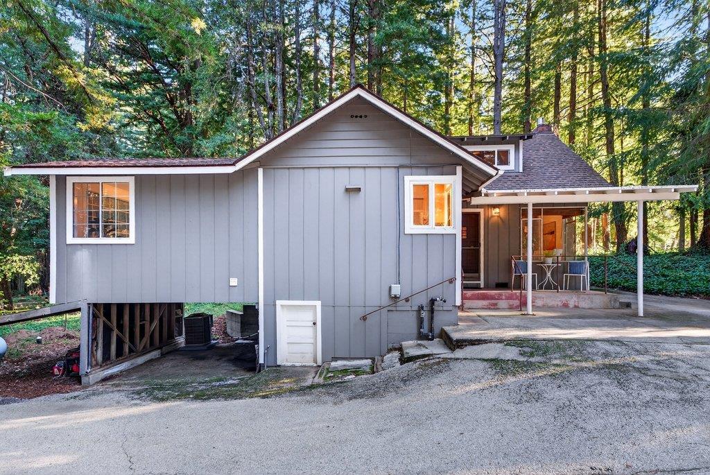 Detail Gallery Image 49 of 55 For 8472 Empire Grade, Santa Cruz,  CA 95060 - 2 Beds | 1 Baths