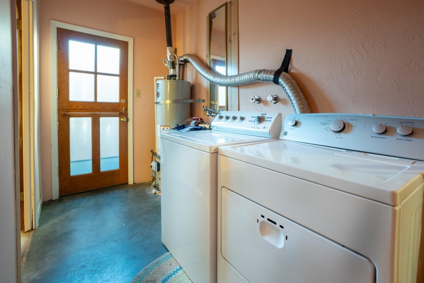 Detail Gallery Image 24 of 46 For 656 24th Ave, Santa Cruz,  CA 95062 - 2 Beds | 3 Baths