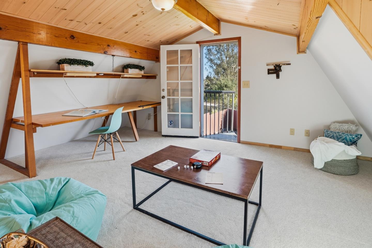 Detail Gallery Image 31 of 46 For 656 24th Ave, Santa Cruz,  CA 95062 - 2 Beds | 3 Baths