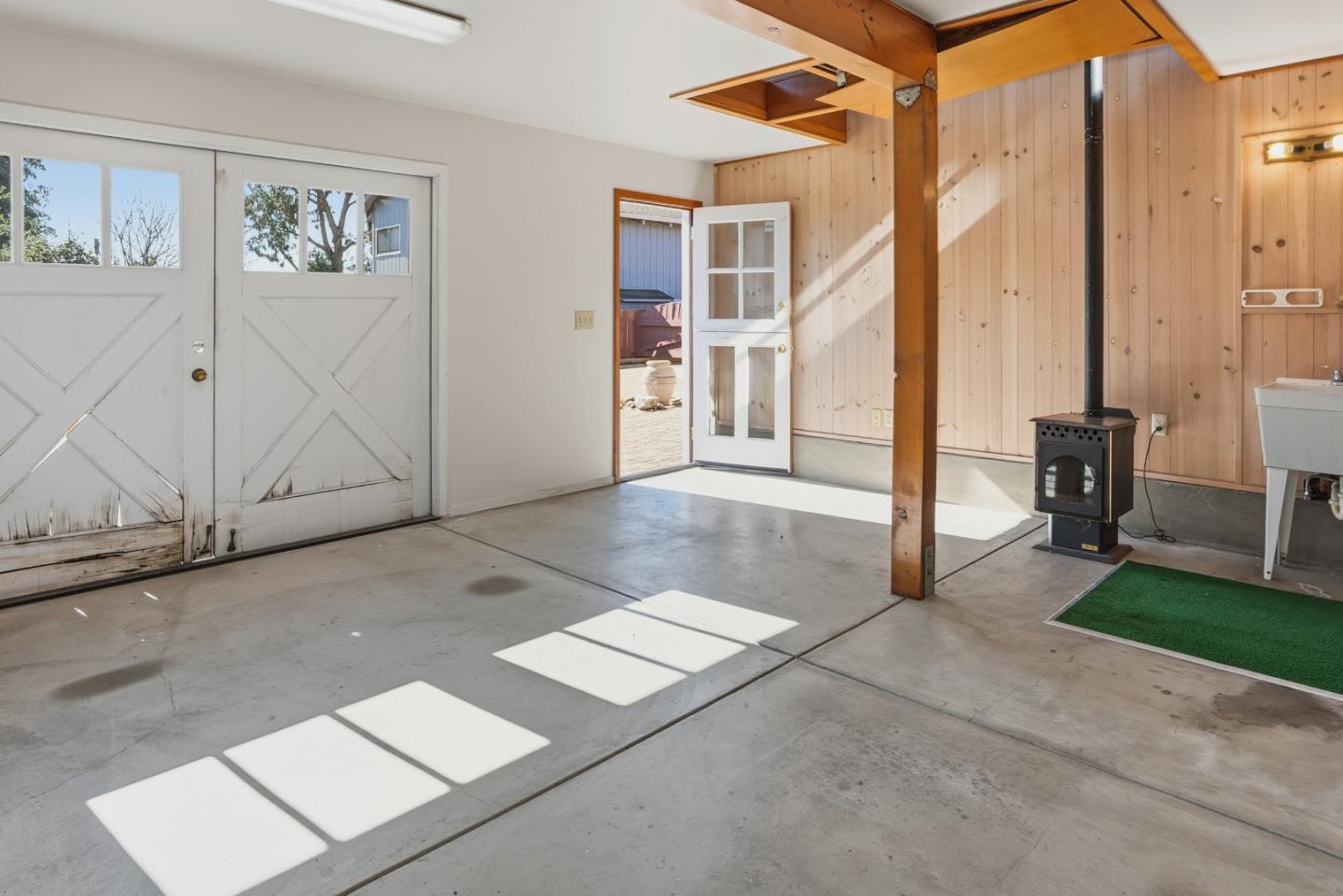 Detail Gallery Image 33 of 46 For 656 24th Ave, Santa Cruz,  CA 95062 - 2 Beds | 3 Baths