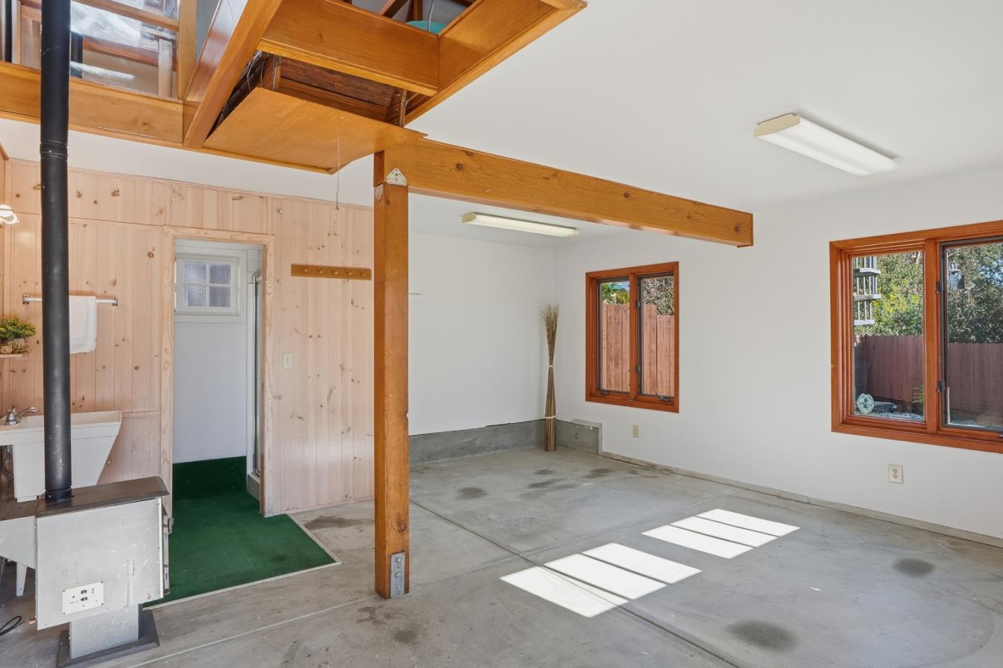 Detail Gallery Image 35 of 46 For 656 24th Ave, Santa Cruz,  CA 95062 - 2 Beds | 3 Baths