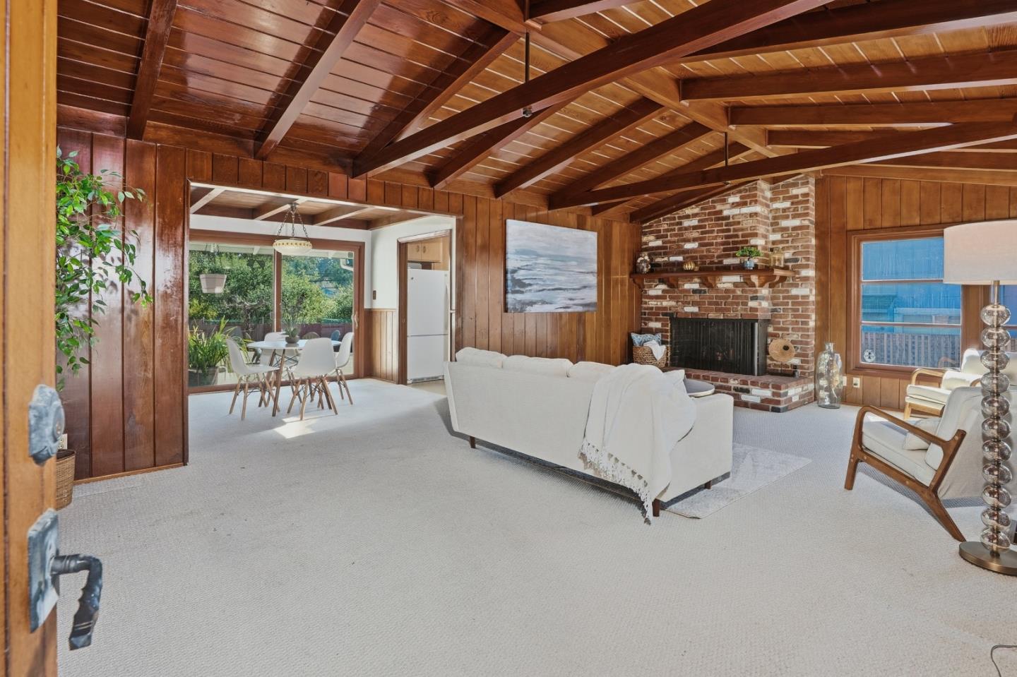 Detail Gallery Image 4 of 46 For 656 24th Ave, Santa Cruz,  CA 95062 - 2 Beds | 3 Baths